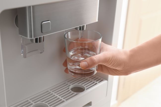 Onde colocar o purificador de água na cozinha: Dicas e Orientações