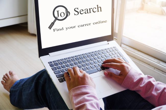 Como conseguir uma vaga de emprego na internet: insights valiosos